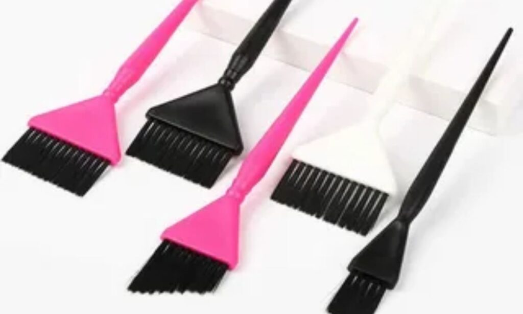Brush for Dyeing Hair: A Complete Guide for Perfect Hair Color
